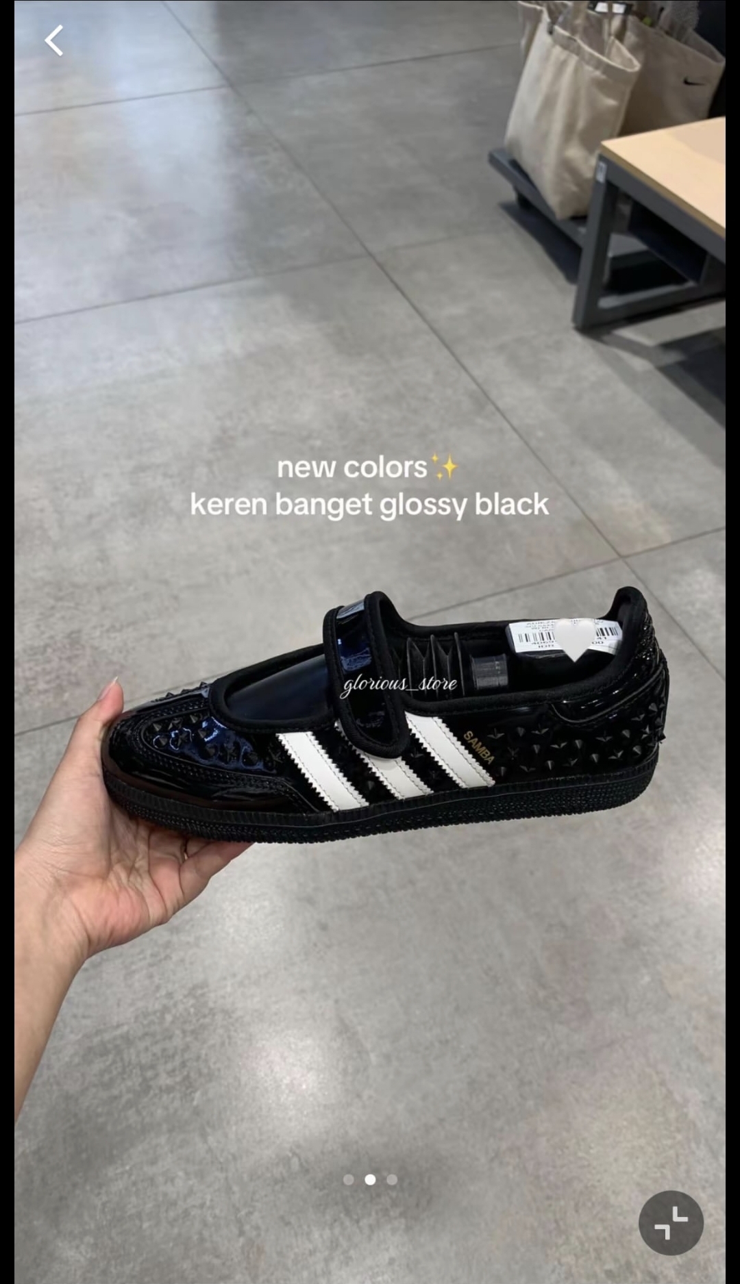 Sepatu adidas